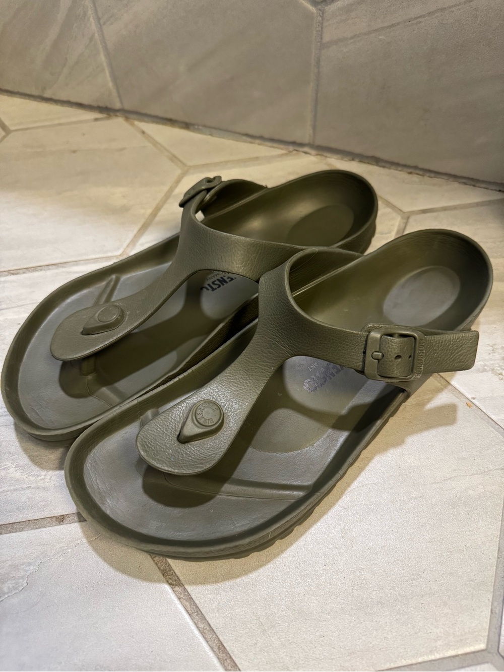 Birkenstock Gizeh Sandals